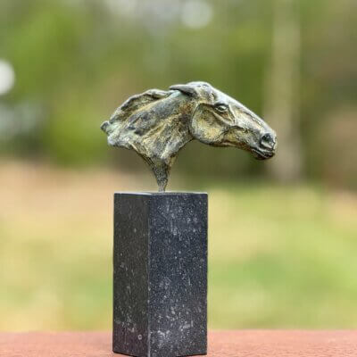 Draf- en Rensportpaard hoofdje brons